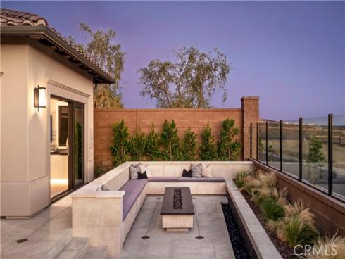 533 Peninsula , Irvine, CA