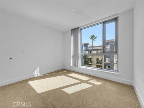 3044 Scholarship , Irvine, CA