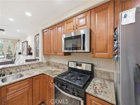 902 Solvay Aisle , Irvine, CA