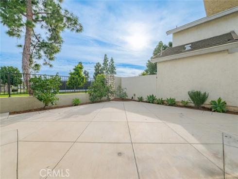 26 Morning Dove , Irvine, CA