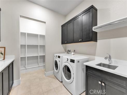 114 Crossover , Irvine, CA