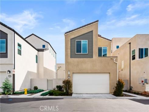 426  Treble  , Irvine, CA