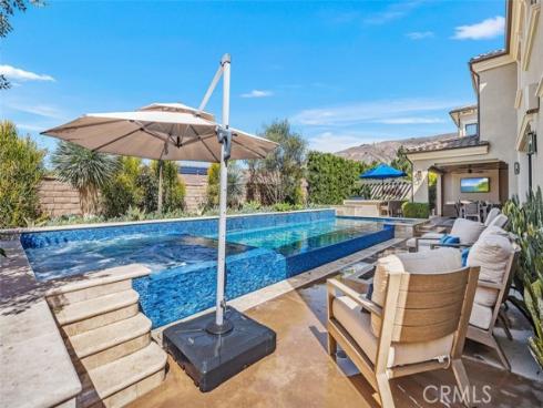 116 Knob Creek , Irvine, CA