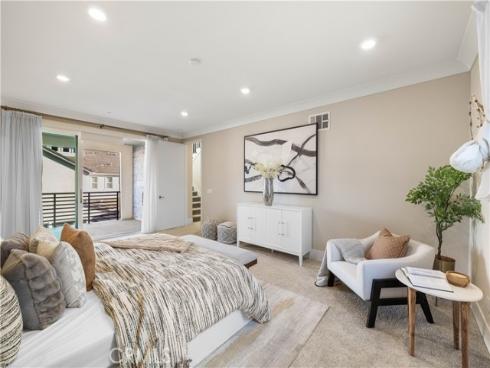 72 Ray , Irvine, CA