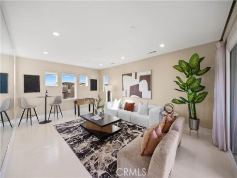 72 Ray , Irvine, CA