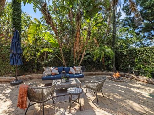 74 Linhaven , Irvine, CA