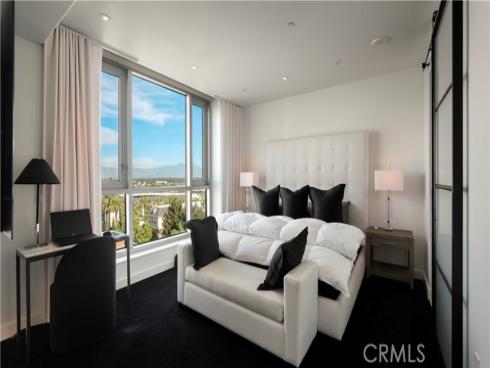 8085 Scholarship , Irvine, CA