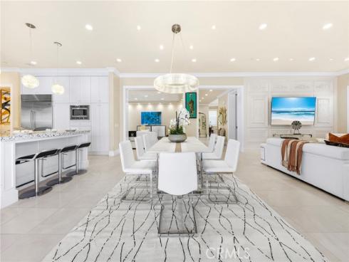123  Calderon  , Irvine, CA