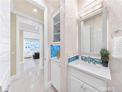 123  Calderon  , Irvine, CA