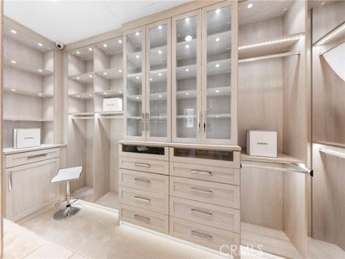 123  Calderon  , Irvine, CA