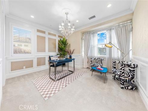 123  Calderon  , Irvine, CA