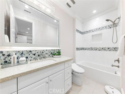 123  Calderon  , Irvine, CA