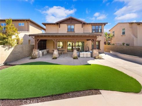 123  Calderon  , Irvine, CA