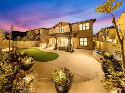 123  Calderon  , Irvine, CA