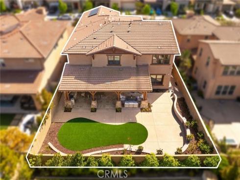123  Calderon  , Irvine, CA