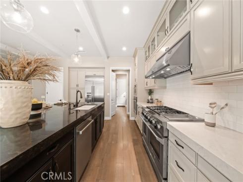 46 Shadybend , Irvine, CA