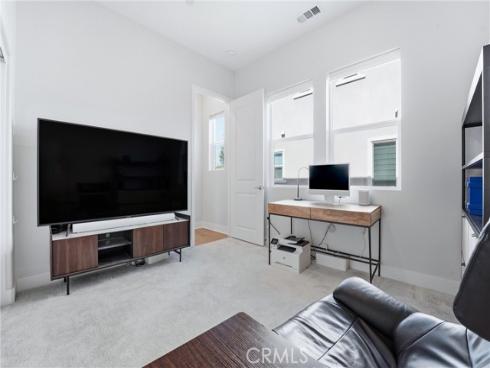 458  Loon  , Irvine, CA