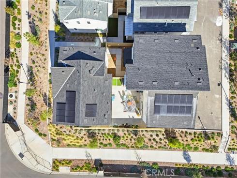 458  Loon  , Irvine, CA