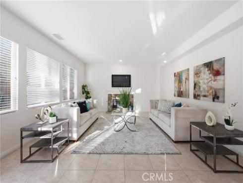 9 Preston , Irvine, CA