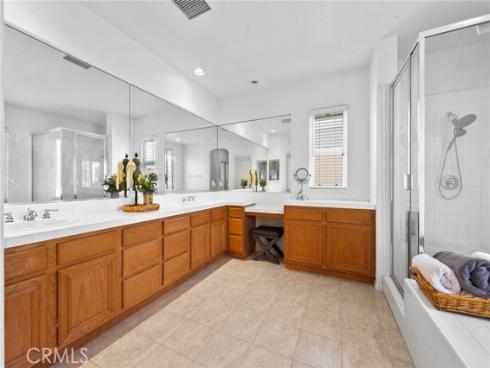 9 Preston , Irvine, CA