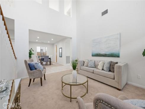 9 Preston , Irvine, CA