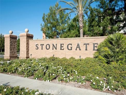 21 Somerton , Irvine, CA