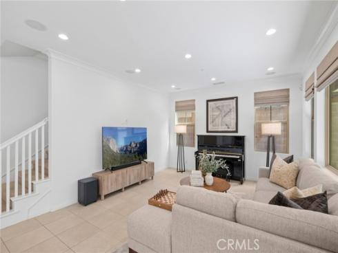 21 Somerton , Irvine, CA