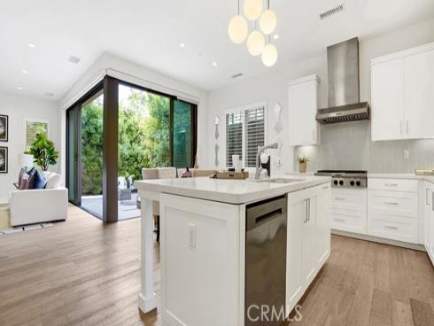163  Linda   Vista, Irvine, CA