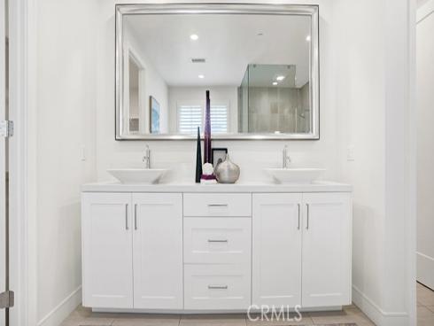 163  Linda   Vista, Irvine, CA