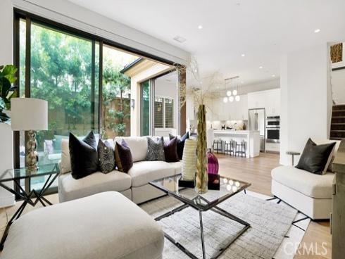163  Linda   Vista, Irvine, CA