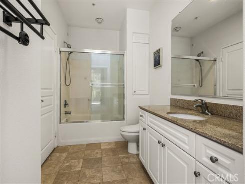 3202  Watermarke  , Irvine, CA
