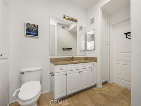3202  Watermarke  , Irvine, CA