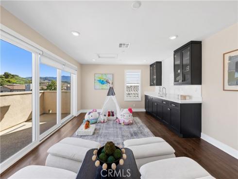 91 Pelican , Irvine, CA