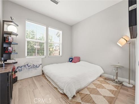 143  Lockford  , Irvine, CA