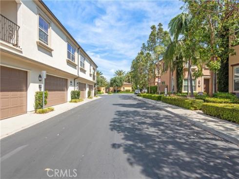 72 Granite Path , Irvine, CA