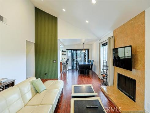 12 Silverwood 19 , Irvine, CA