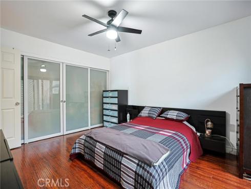 12 Silverwood 19 , Irvine, CA
