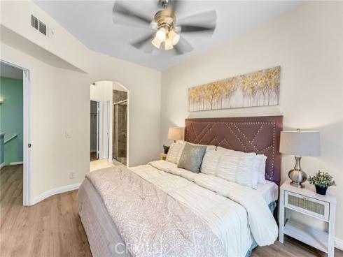 304 Birch Grove , Irvine, CA