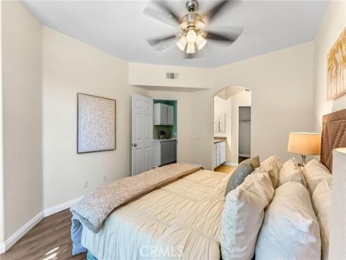 304 Birch Grove , Irvine, CA