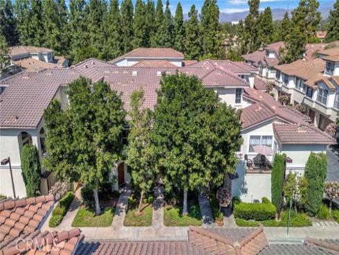 304 Birch Grove , Irvine, CA