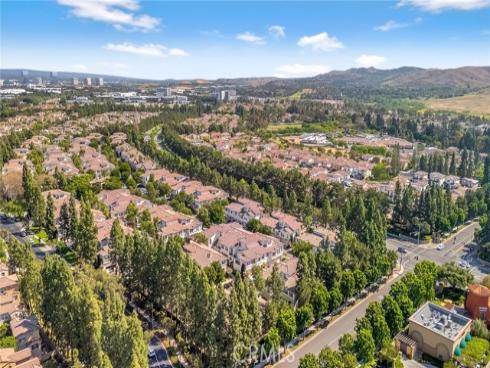 304 Birch Grove , Irvine, CA