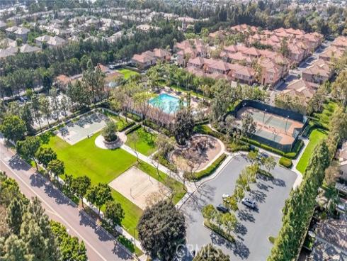 304 Birch Grove , Irvine, CA