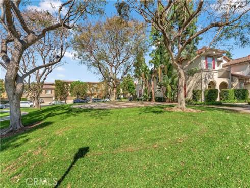 304 Birch Grove , Irvine, CA