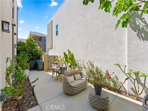 259  chorus  , Irvine, CA