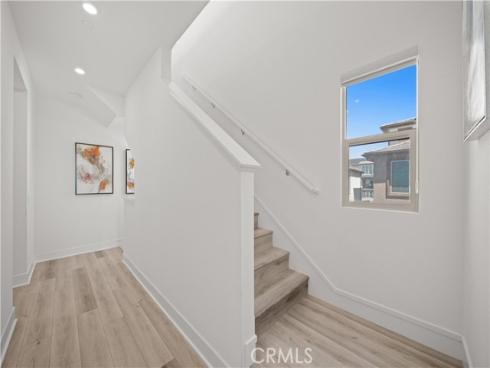 203 Lynx , Irvine, CA