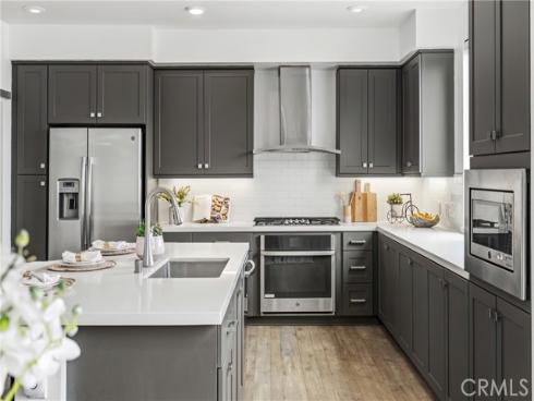 221 Bowery , Irvine, CA