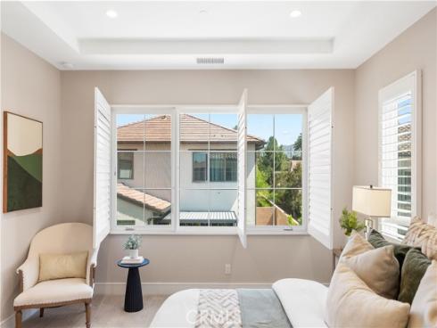116  Tritone  , Irvine, CA