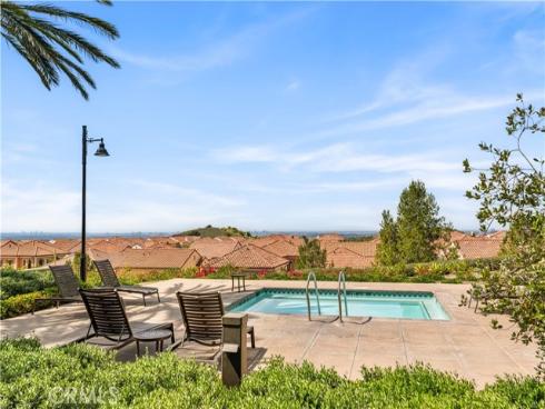 116  Tritone  , Irvine, CA