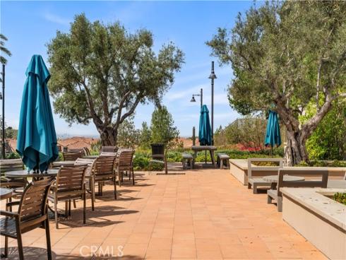 116  Tritone  , Irvine, CA