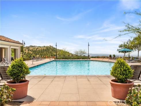 116  Tritone  , Irvine, CA